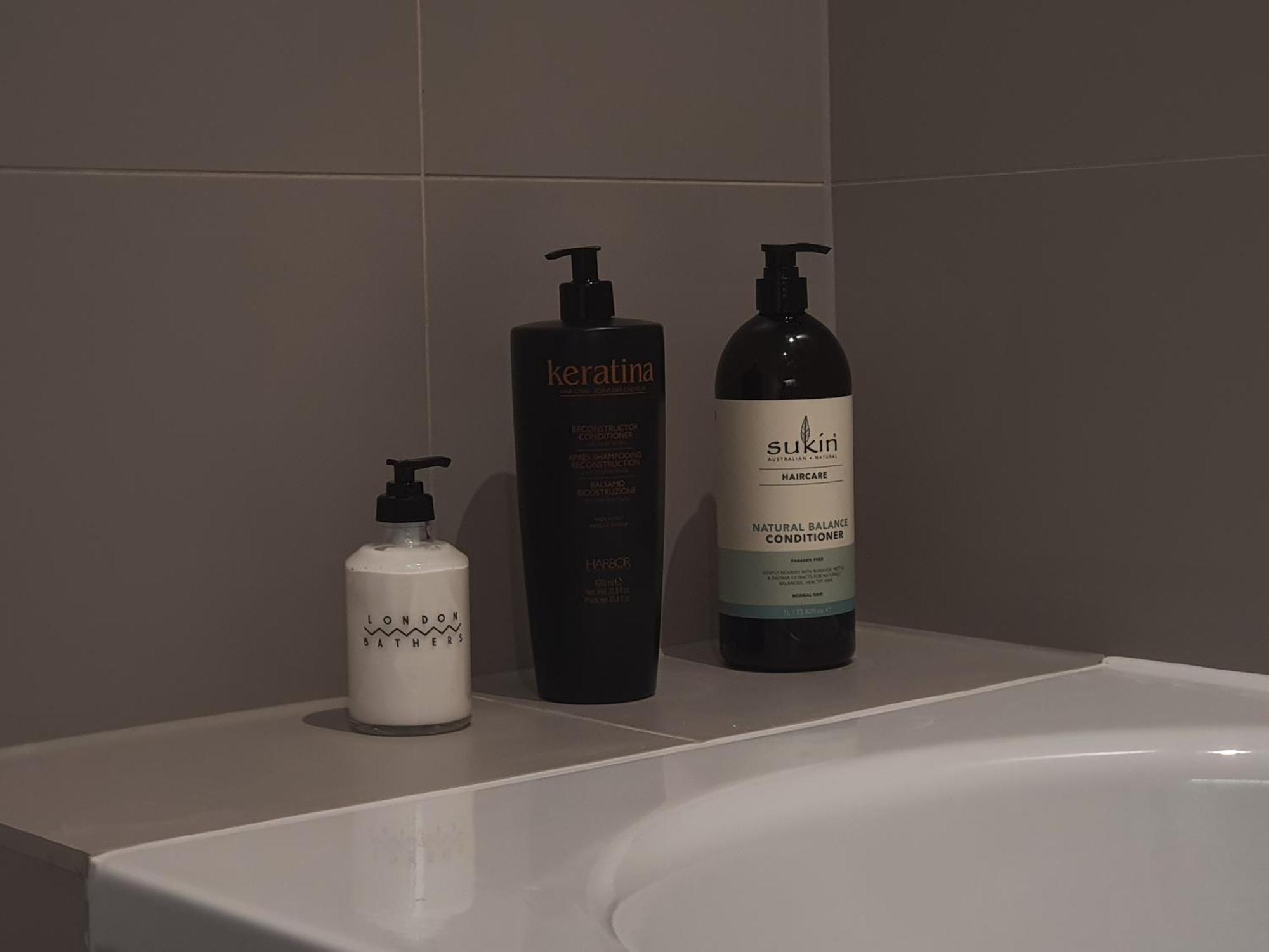 Cozy Room With Private Bathroom In Luxurious Flat لندن المظهر الخارجي الصورة