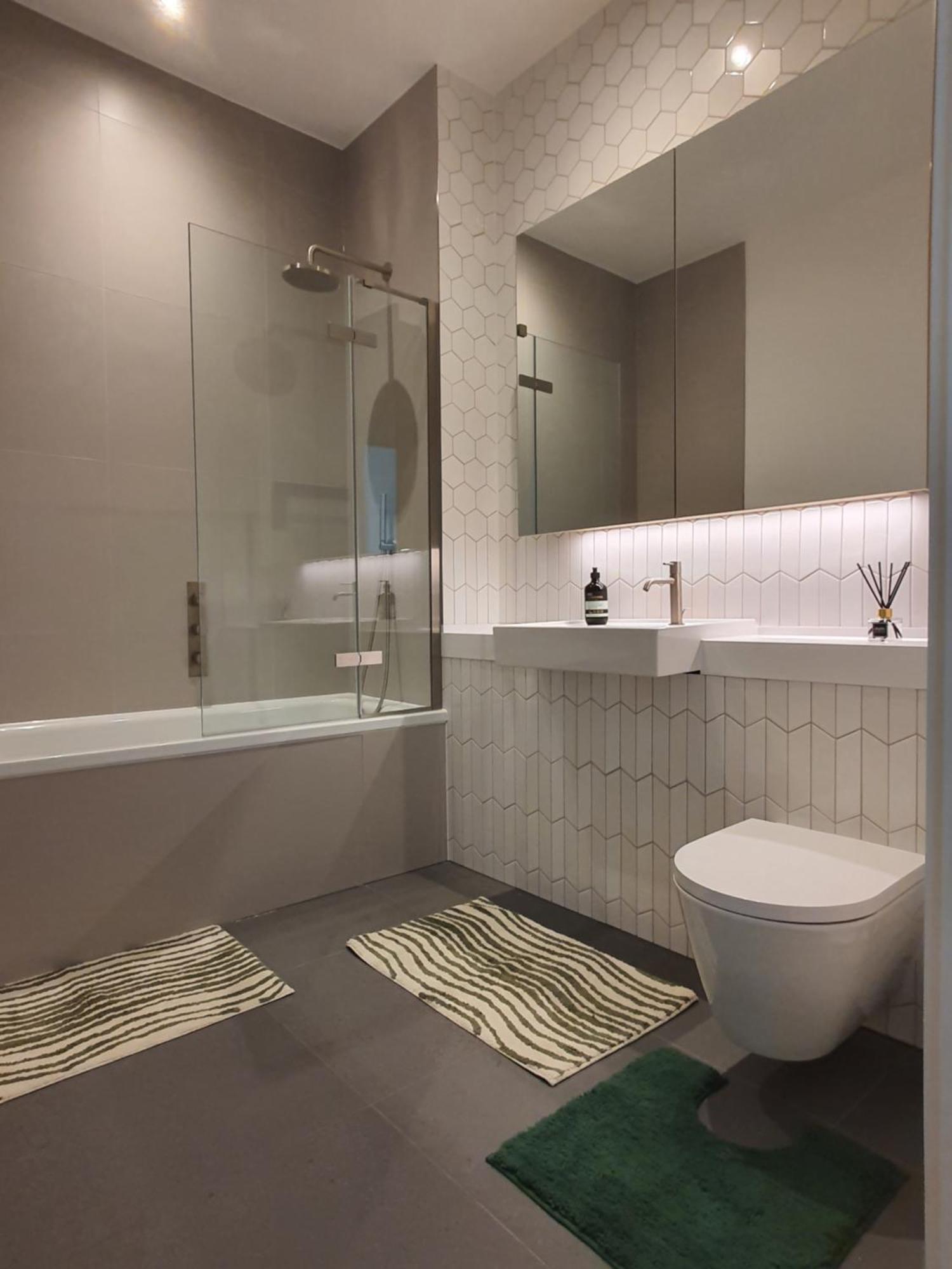 Cozy Room With Private Bathroom In Luxurious Flat لندن المظهر الخارجي الصورة